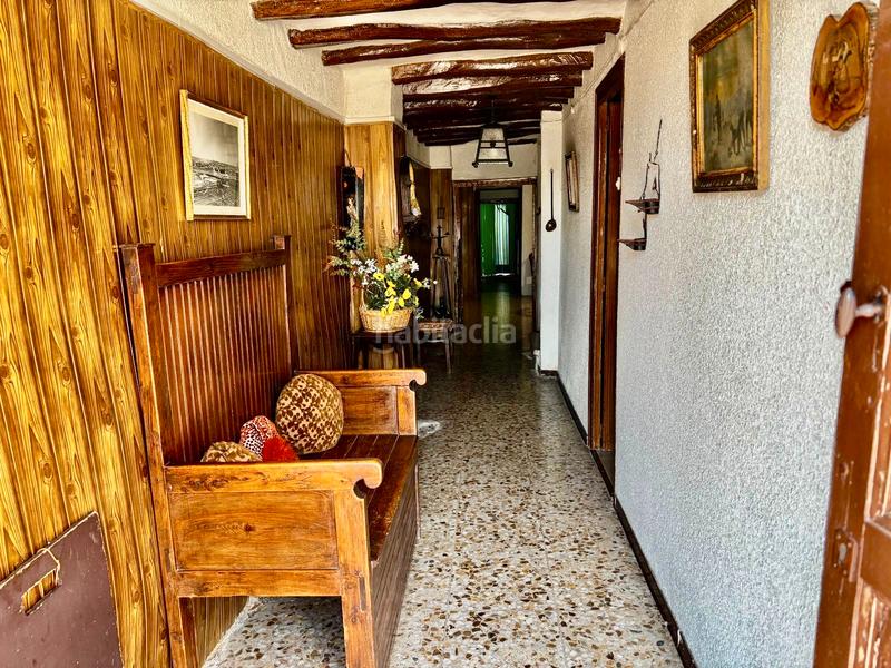 Foto ad8f61f2-402b-40e5-b0df-03bb6926e2ee. Casa amb xemeneia aparcament a Valfarta