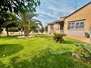 Xalet en Burgo de Ebro (El). Estupendo chalet con piscina en urbanizacin virgen de la column