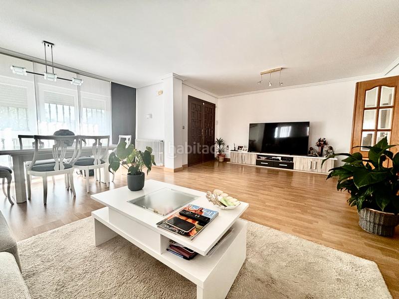 Foto 924fb705-b188-45c4-a159-c04e3136c1fe. Chalet con riscaldamento parcheggio piscina in Burgo de Ebro (El)