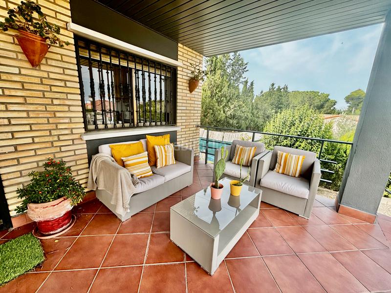 Foto cadb8264-43db-41d8-b617-88f72b9e7741. Chalet con riscaldamento parcheggio piscina in Burgo de Ebro (El)