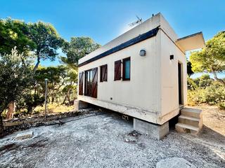 Masia a Muela (La). Casa refugio en  la muela