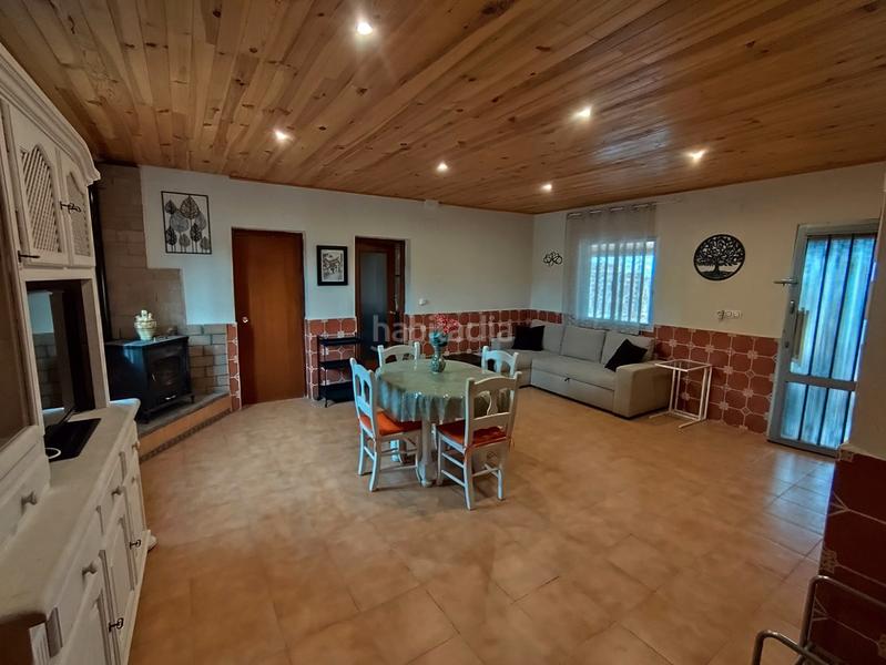 Foto 33519106-860f-4b07-ae03-325bdcd533bf. Xalet amb xemeneia a Osera de Ebro