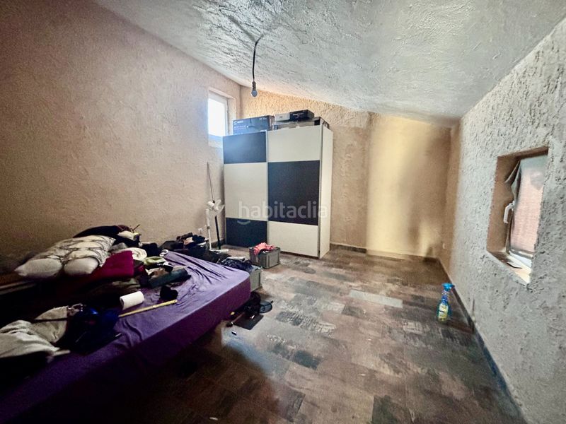Foto e7e21934-1154-4c11-9dc1-be5225faed26. Casa amb xemeneia aparcament a Escatrón