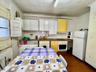 Casa en Ag�n. Casa grande con patio y terraza en agon del moncayo(zaragoza)