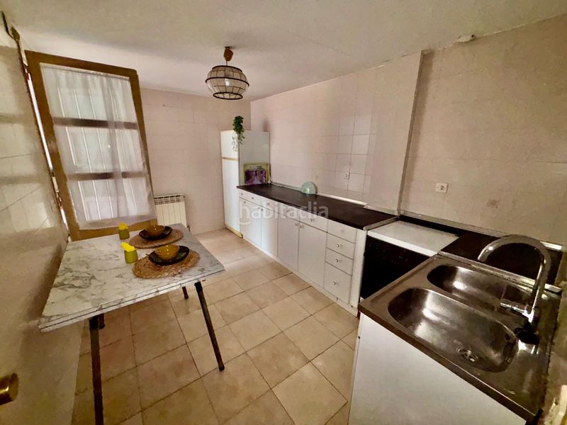 Foto 51c2b653-4275-4216-9792-b14adcf23780. Casa adossada amb calefacció a Gelsa