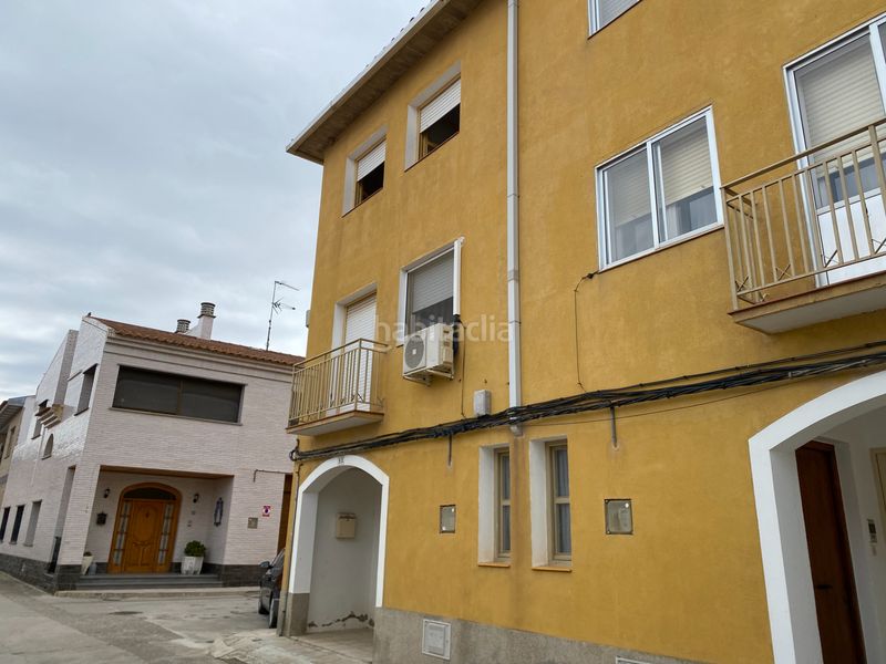 Foto bea855c8-8f79-4162-832a-870453adfafc. Casa adossada amb calefacció a Gelsa
