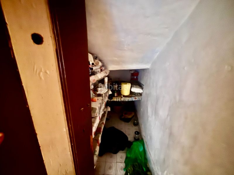 Foto 9dfddaba-d108-4392-a834-f3e4602d1150. Casa amb xemeneia a Cetina