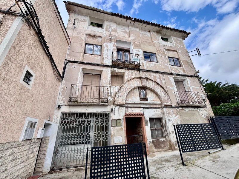 Foto c0e6d9c4-fae3-40ed-8d55-8cfe0f6751cc. Casa amb xemeneia calefacció a Bulbuente