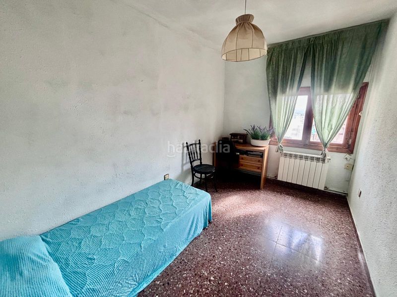 Foto caa9acf4-d06a-419c-b546-fa38bffc451e. Casa amb xemeneia calefacció a Bulbuente