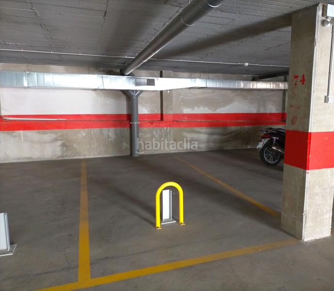 Foto 29b7fc2a-7412-459b-9c75-dd2c60a7a2e2. Posto auto in calle cantando bajo la lluvia 38 in Zaragoza