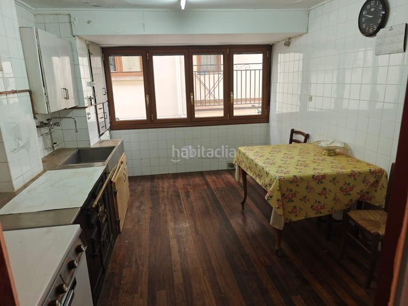 Foto de86d104-3e7f-48cf-911b-424a56704580. Pis a Goizueta