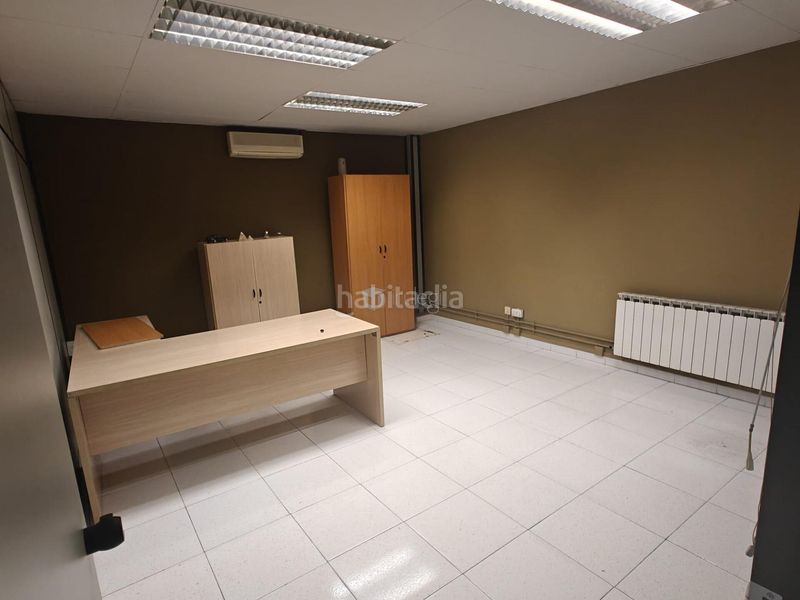 Foto bedec217-fba8-4a68-95bc-7c855e6d1669. Location bâtiment à usage industriel dans Andoain