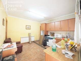 Casa a Tomelloso. Casa en venta junto al centro, por cdulcinea para destinarla a s