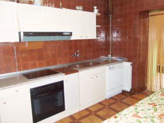 Casa a Tomelloso. Casa en esquina con 4 dormitorios, junto a plaza de españa