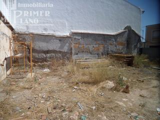 Residential Plot in Tomelloso. Solar en esquina que cuenta 200m2, y tiene 30m de fachada. por s