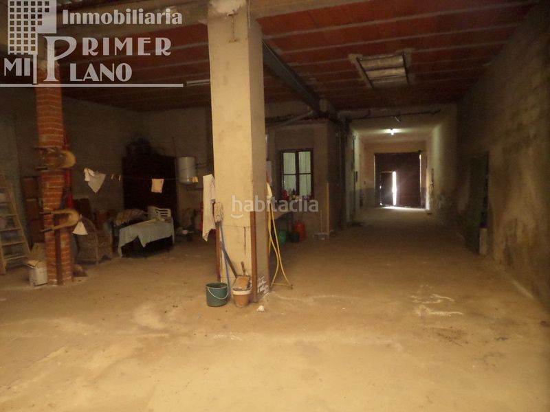 Foto cee3fb39-ce00-4498-b182-2b3639b37178. Casa amb aparcament a Tomelloso