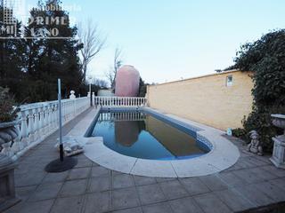 Xalet a Argamasilla de Alba. Oportunidad! parcela en la alavesa con piscina luz y agua