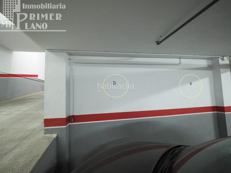 Foto 80a9c1a9-6f43-49d0-8da6-811d34198a9b. Parking voiture dans Tomelloso