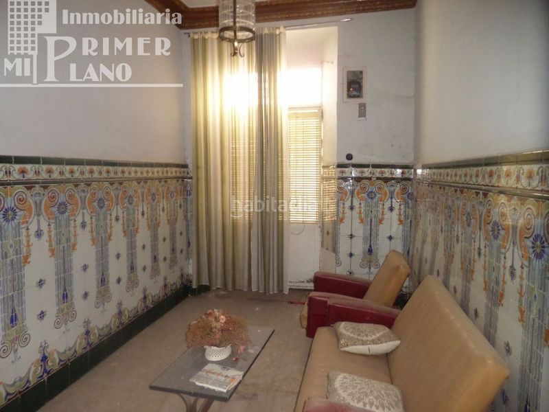 Foto f6bd55c0-dd66-4a12-857b-2b84df39a152. Casa amb aparcament a Tomelloso