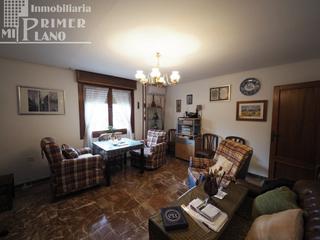 Pis a Tomelloso. Piso de 3 dormitorios y 2 baños con trastero en cd.victor peñasc