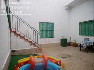 Maison à Tomelloso. Vivienda en una de las principales calles de tomelloso