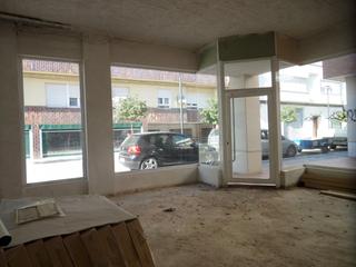 Local Comercial a Tomelloso. Oportunidad de inversión, en tomelloso! local comercial nuevo, e