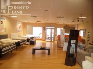 Local Comercial a Tomelloso. Local en venta en zona céntrica, ahora por solo