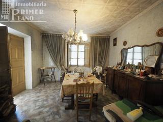 Masia a Tomelloso. Casa para reformar o derribar en el centro con 196 m2, por sólo