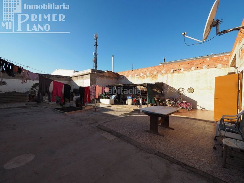 Foto 5e8b7bf3-bd75-4b91-b7c8-57b7910b81c4. Casa amb aparcament a Tomelloso