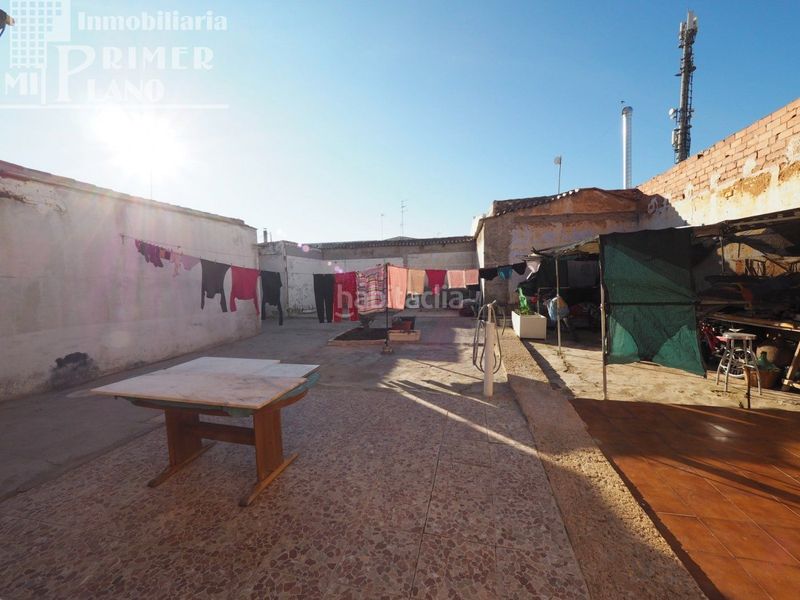 Foto acda1d9b-b08d-4895-9875-29a2053f1a25. Casa amb aparcament a Tomelloso