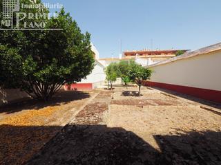 Maison à Socuéllamos. Vivienda en venta en pleno centro con 380m2 de suelo y 212 m2 de