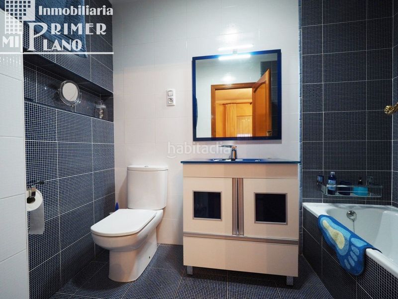 Foto cf473059-15c9-4092-89ce-11d0e8d1efb3. Casa amb aparcament a Tomelloso