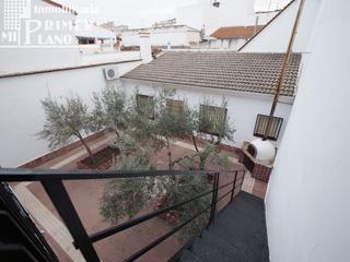 Casa en Tomelloso. Se vende casa de 2 plantas en pleno centro de tomelloso por solo