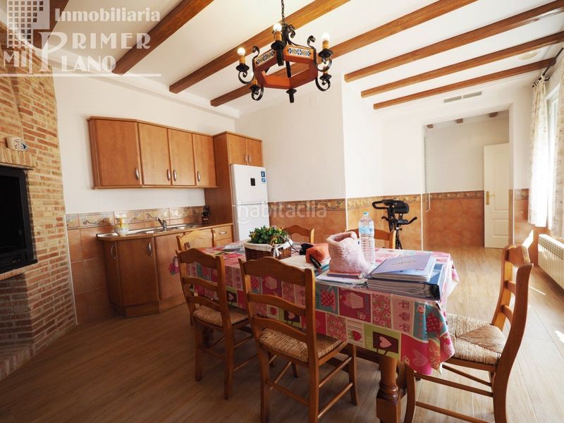 Foto af79c47f-a763-46e4-8197-4248c1f33e8d. Casa amb calefacció aparcament a Tomelloso