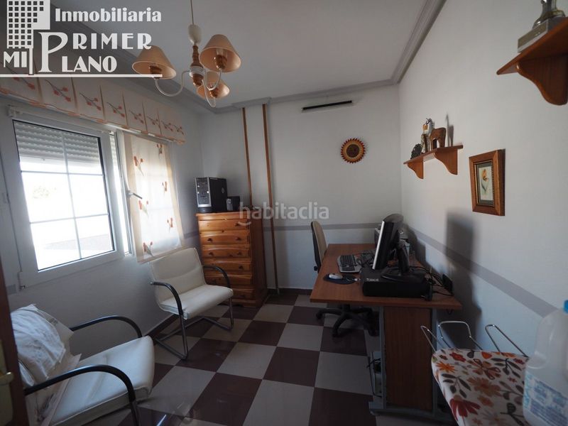 Foto 8d0d3051-32ed-4f30-8c87-5916136670f3. Casa amb calefacció aparcament a Tomelloso