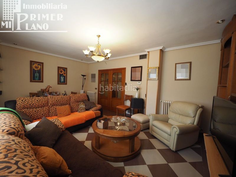 Foto ae8cc3d5-de74-49e0-8cdc-2976523c3948. Casa amb calefacció aparcament a Tomelloso