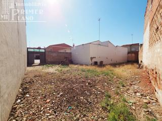 Residential Plot in Tomelloso. Se vende solar con 271m2 y 10 metros de fachada en una de las me