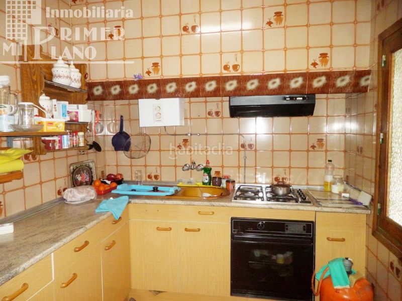 Foto 0a88b0f4-5e44-4013-9f28-e3d7a18e2893. Casa amb calefacció aparcament a Tomelloso
