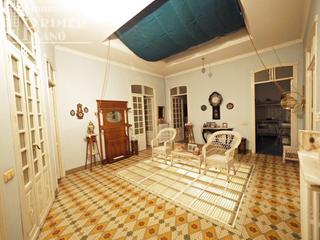 Maison à Tomelloso. Oportunidad, viviendalocal en plaza de españa haciendo esquina d