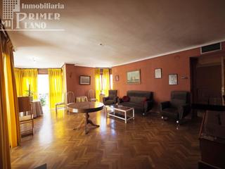 Appartement à Tomelloso. Se vende piso de 5 dormitorios en esquina en pleno centro de tom