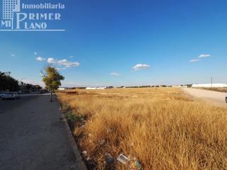 Residential Plot in Tomelloso. Se vende solar en avenida juan carlos i con 1825 metros cuadrado
