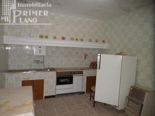 Maison à Tomelloso. Casa con garaje y patio para reformar. superficie 265m2  fachada