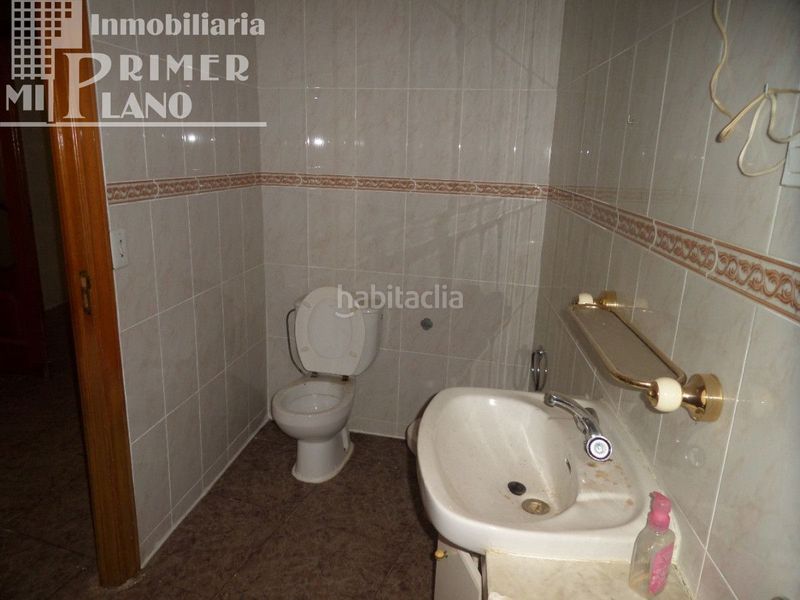 Foto 2fff43de-c8f0-4d9d-b3e3-251ae7166b5a. Casa amb aparcament a Tomelloso