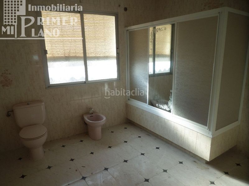 Foto 5d56ea7a-7d7f-42a2-92e7-bcdbe09af898. Casa amb aparcament a Tomelloso
