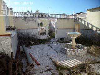 Haus in Tomelloso. Casa de planta baja para reformar con 545 metros cuadrados y 18