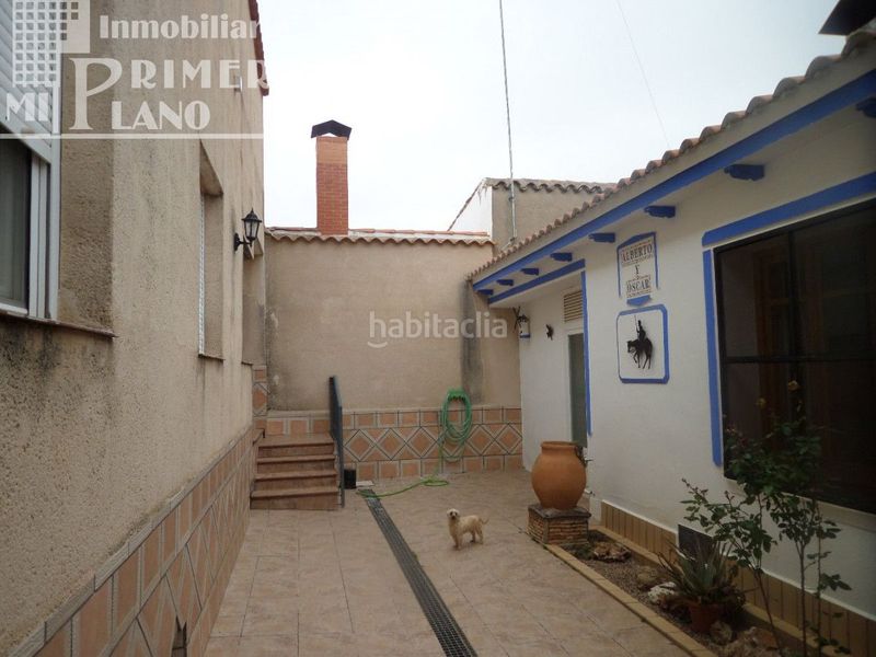 Foto e5f38a98-4d72-44a2-a777-3943355edf50. Casa amb calefacció aparcament a Argamasilla de Alba