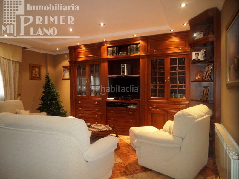 Foto f75bcb51-df27-4cba-89a6-c736d00571e3. Casa amb calefacció aparcament a Argamasilla de Alba