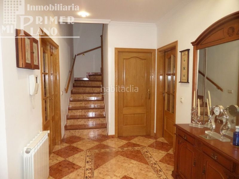 Foto ff00f475-8c52-4306-b96d-59d6d8f882d3. Casa amb calefacció aparcament a Argamasilla de Alba