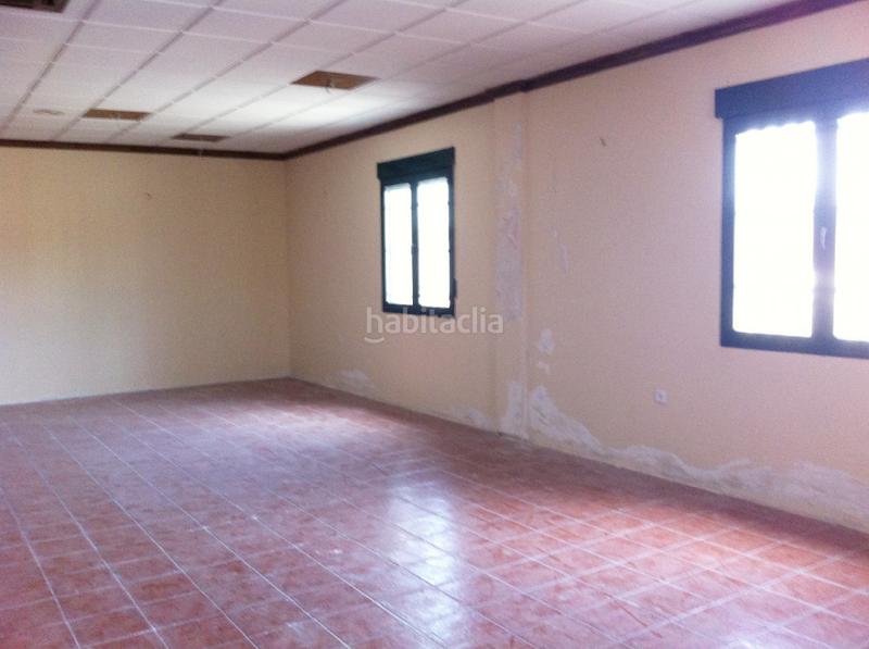 Foto 8a703f9e-d497-4b98-be1a-9f3534a4dc77. Capannone industriale in Tomelloso