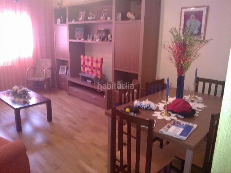 Foto c9eaa1ef-8fa1-4591-8925-e46b3d200416. Pis a Tomelloso